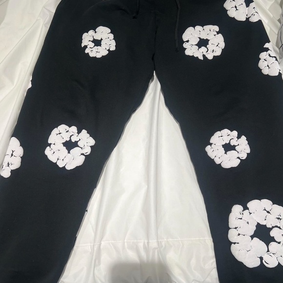 Denim Tear Black and White Sweatpants(Small fits like a medium) - Picture 1 of 4